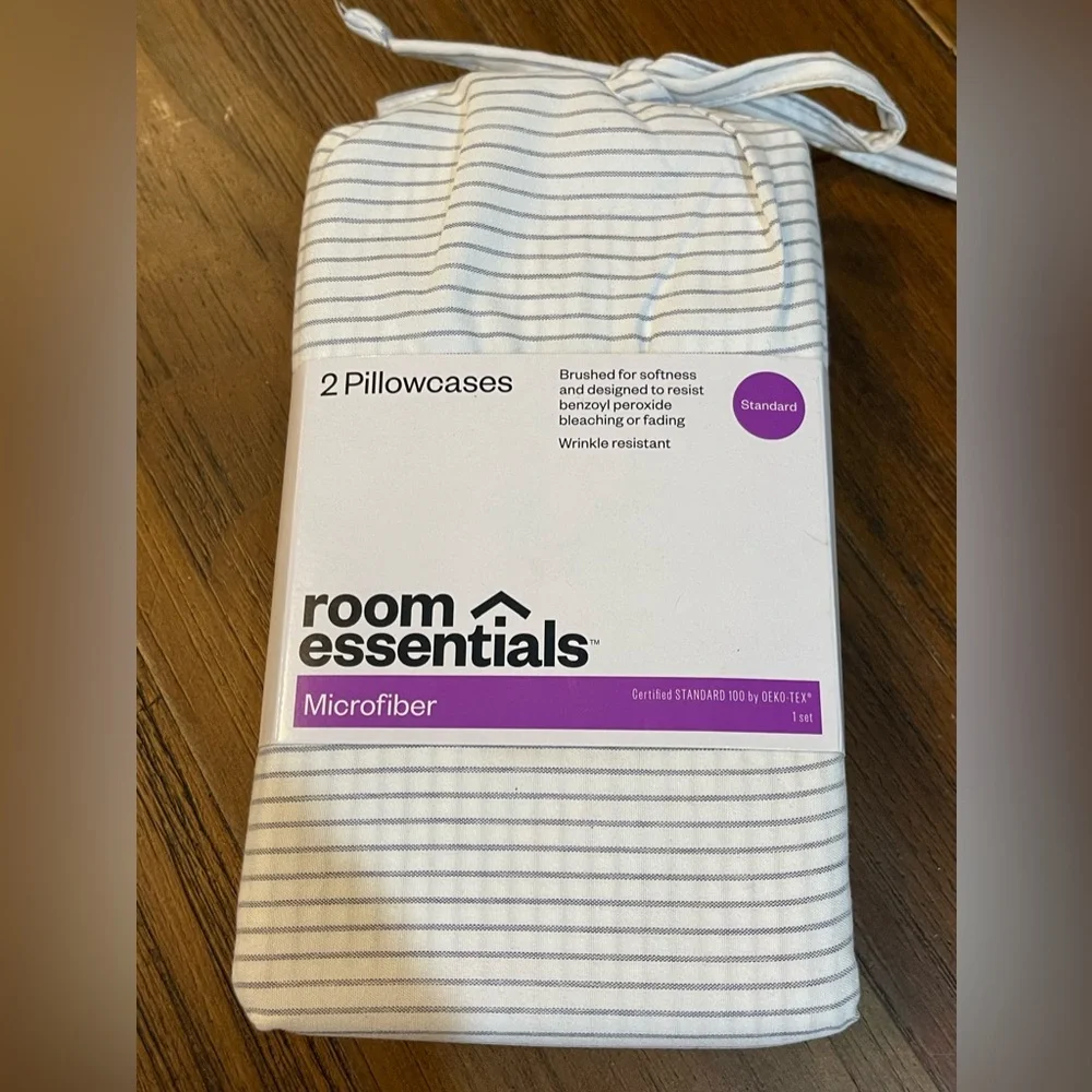 🌸 Bundle of 3 packages‎ Easy-Care Room Essentials Pillowcases NWT